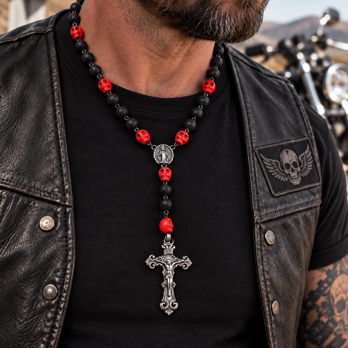 Memento Mori Skull Rosary wire wrapped necklace — Jewelry photo 3