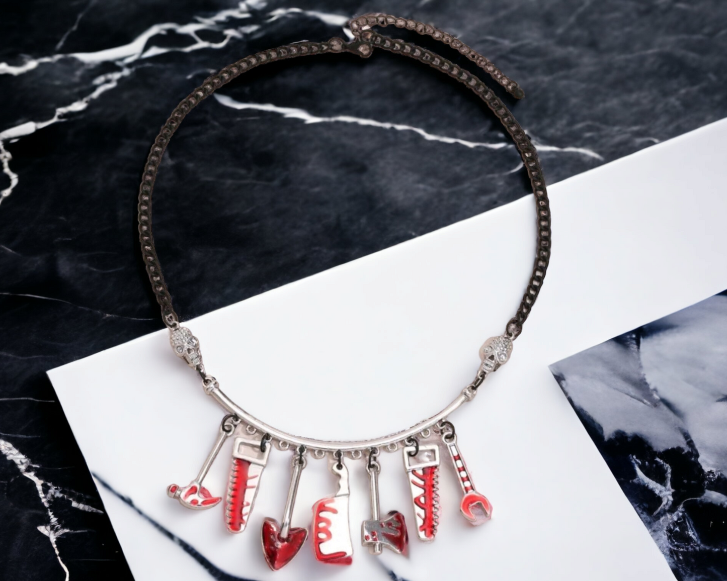 Horror Weapon Bloody Necklace