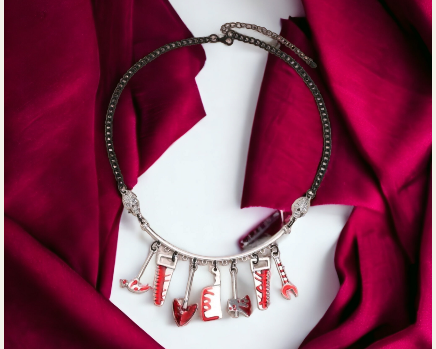 Horror Weapon Bloody Necklace