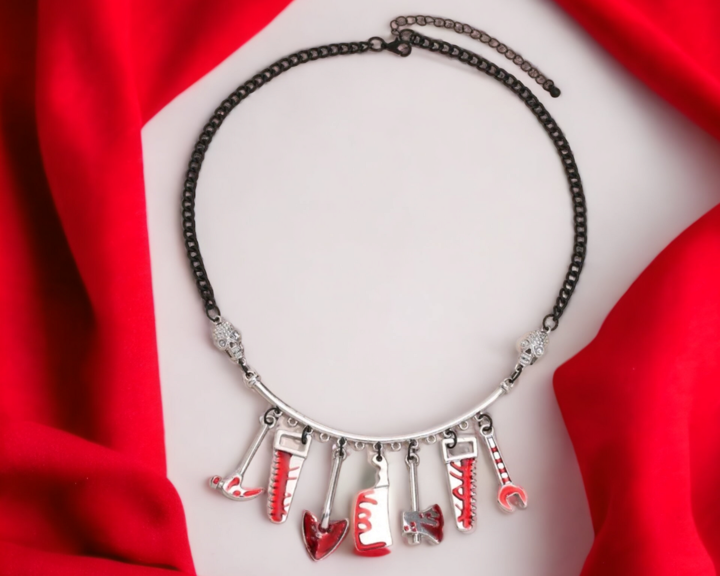 Horror Weapon Bloody Necklace