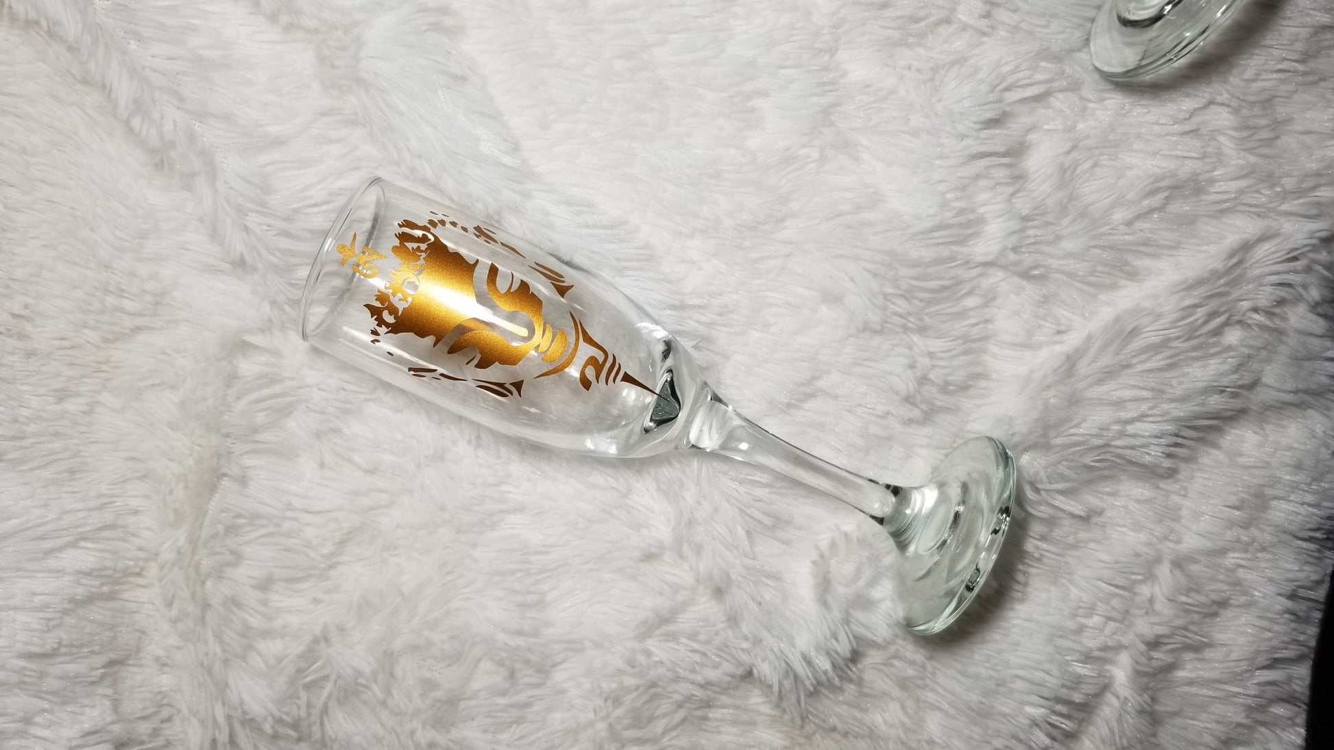 Buddha, Buddha glasses, Meditation, Relaxation, Kitchen decor, Couple Champagne, Wedding glasses - CCCreationz