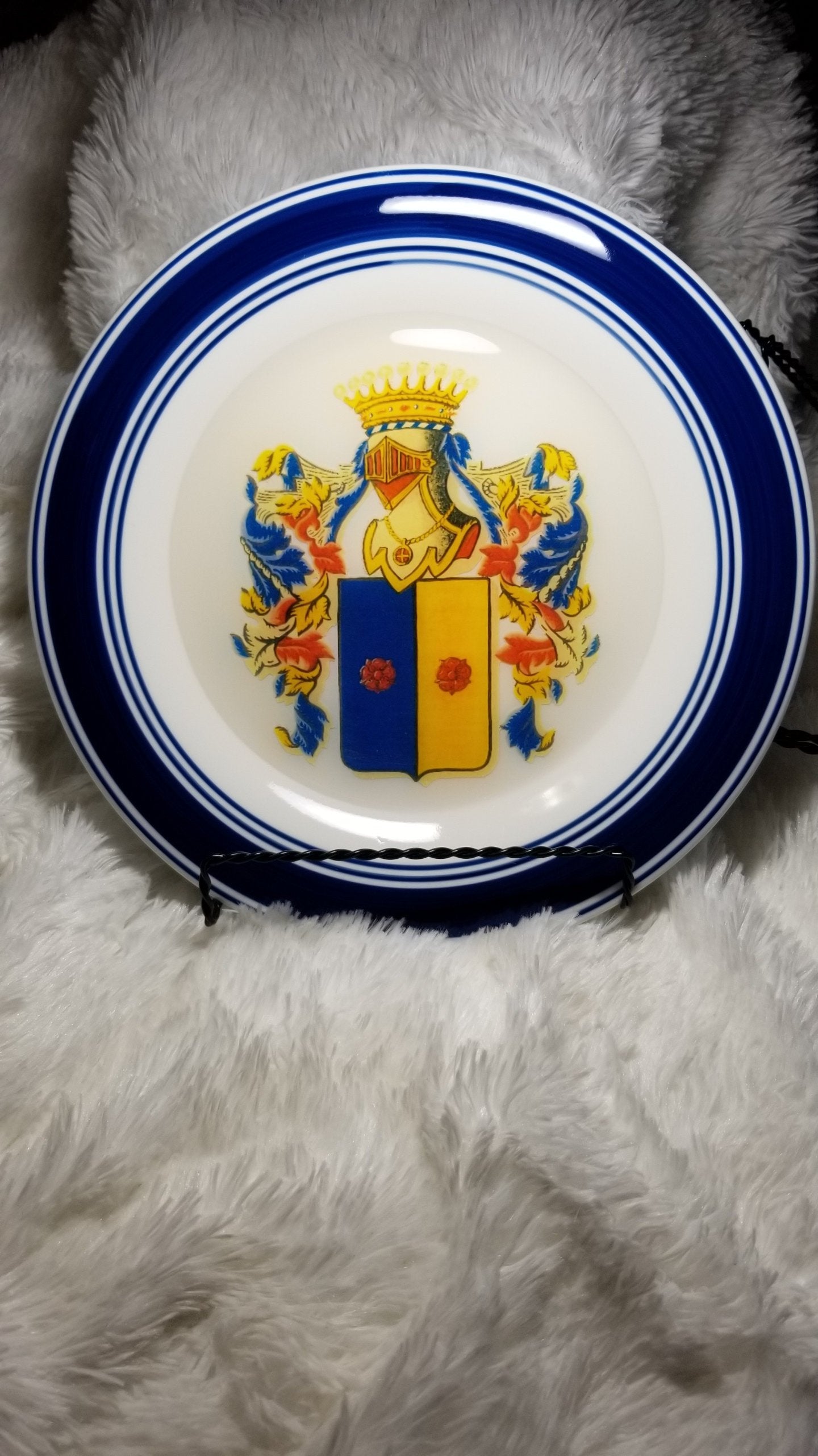 Coat of Arms, Custom Wall Art, Plague, Personalized Gift, Decorative Plate, Family Heirloom, Crest - CCCreationz