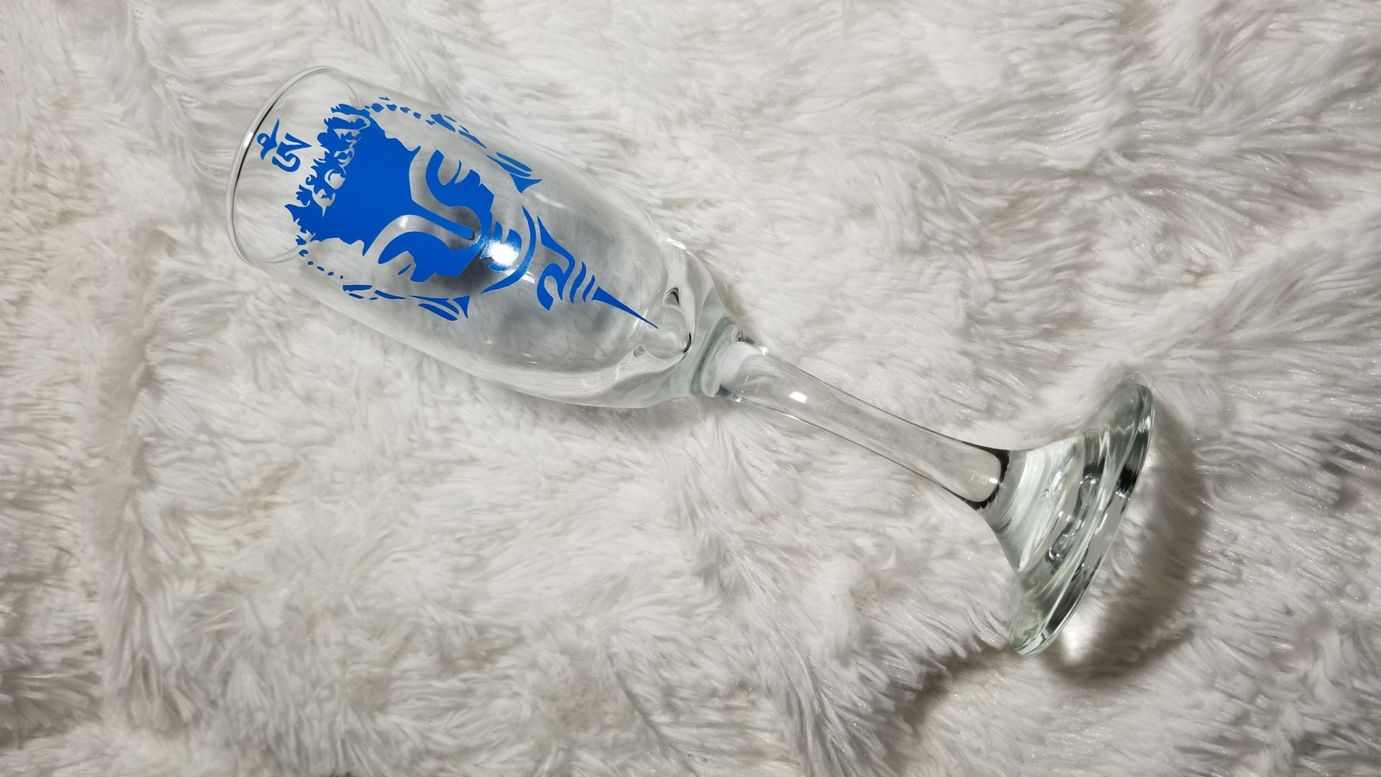 Buddha, Buddha glasses, Meditation, Relaxation, Kitchen decor, Couple Champagne, Wedding glasses - CCCreationz